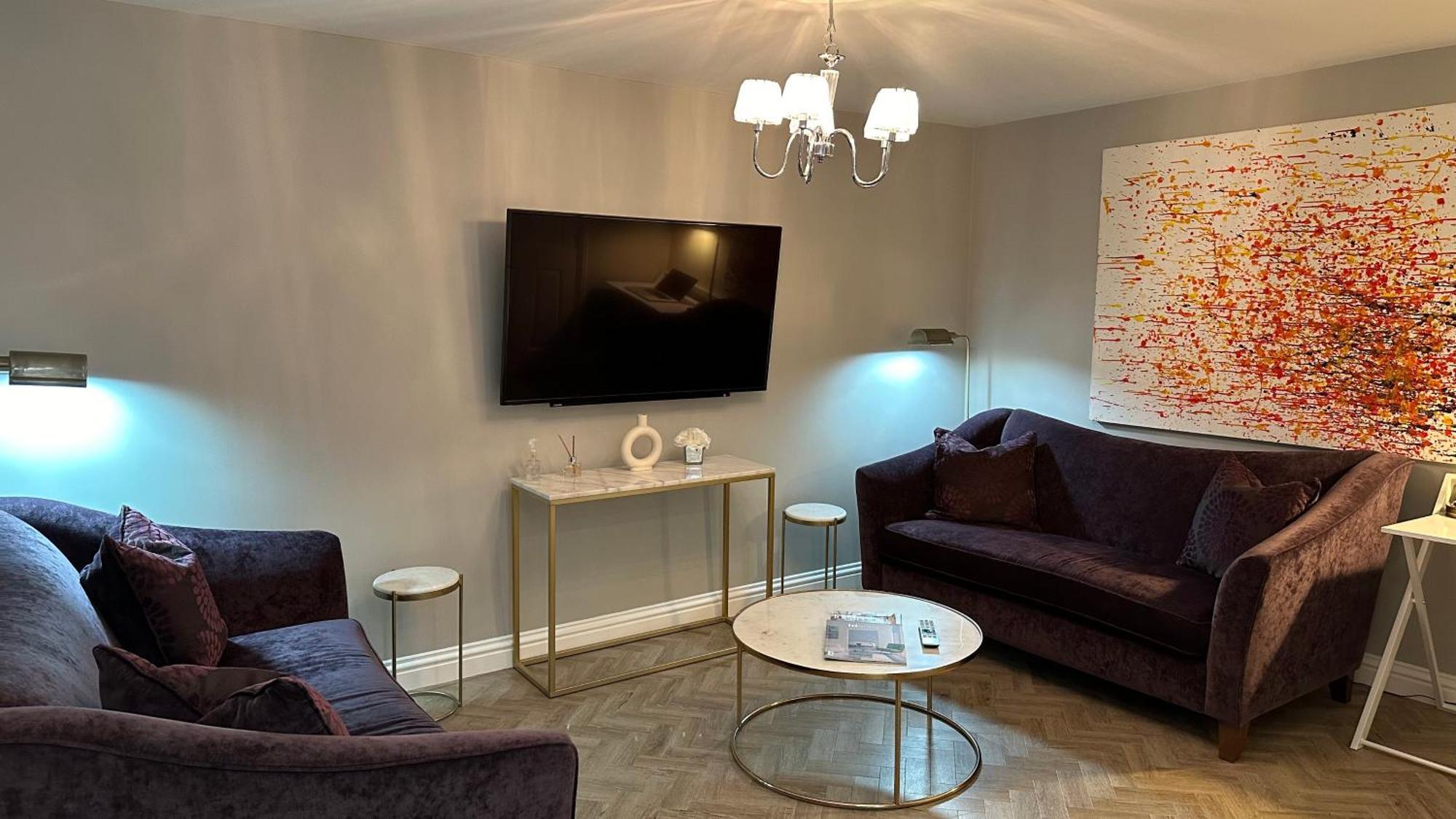Harper Luxe Serviced Apartments ดันสเตเบิล ภายนอก รูปภาพ