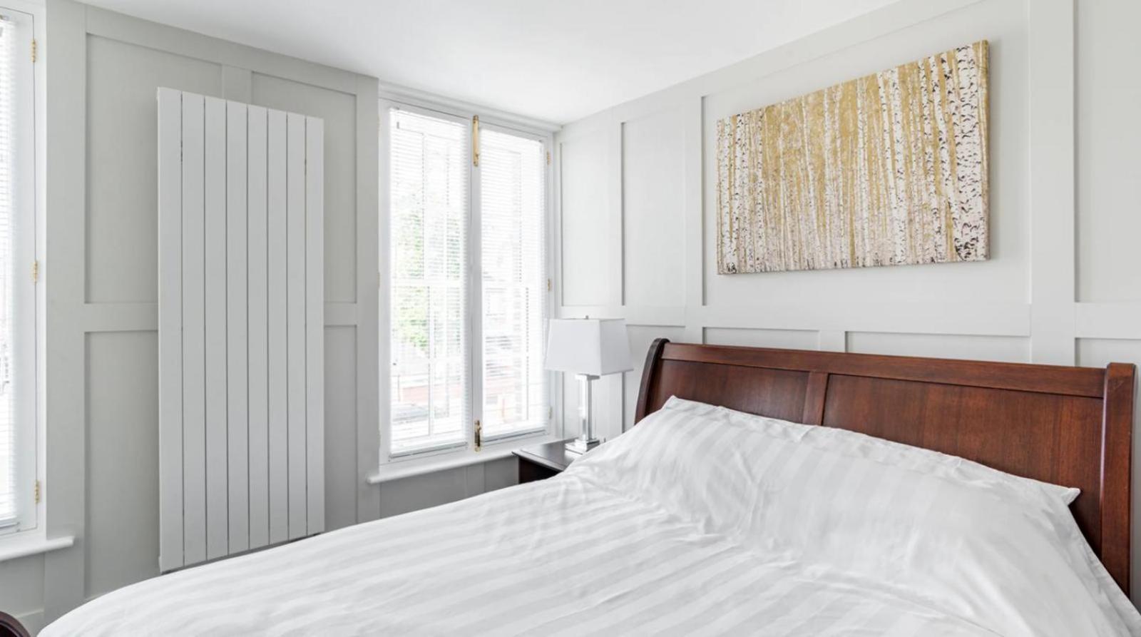 Harper Luxe Serviced Apartments ดันสเตเบิล ภายนอก รูปภาพ